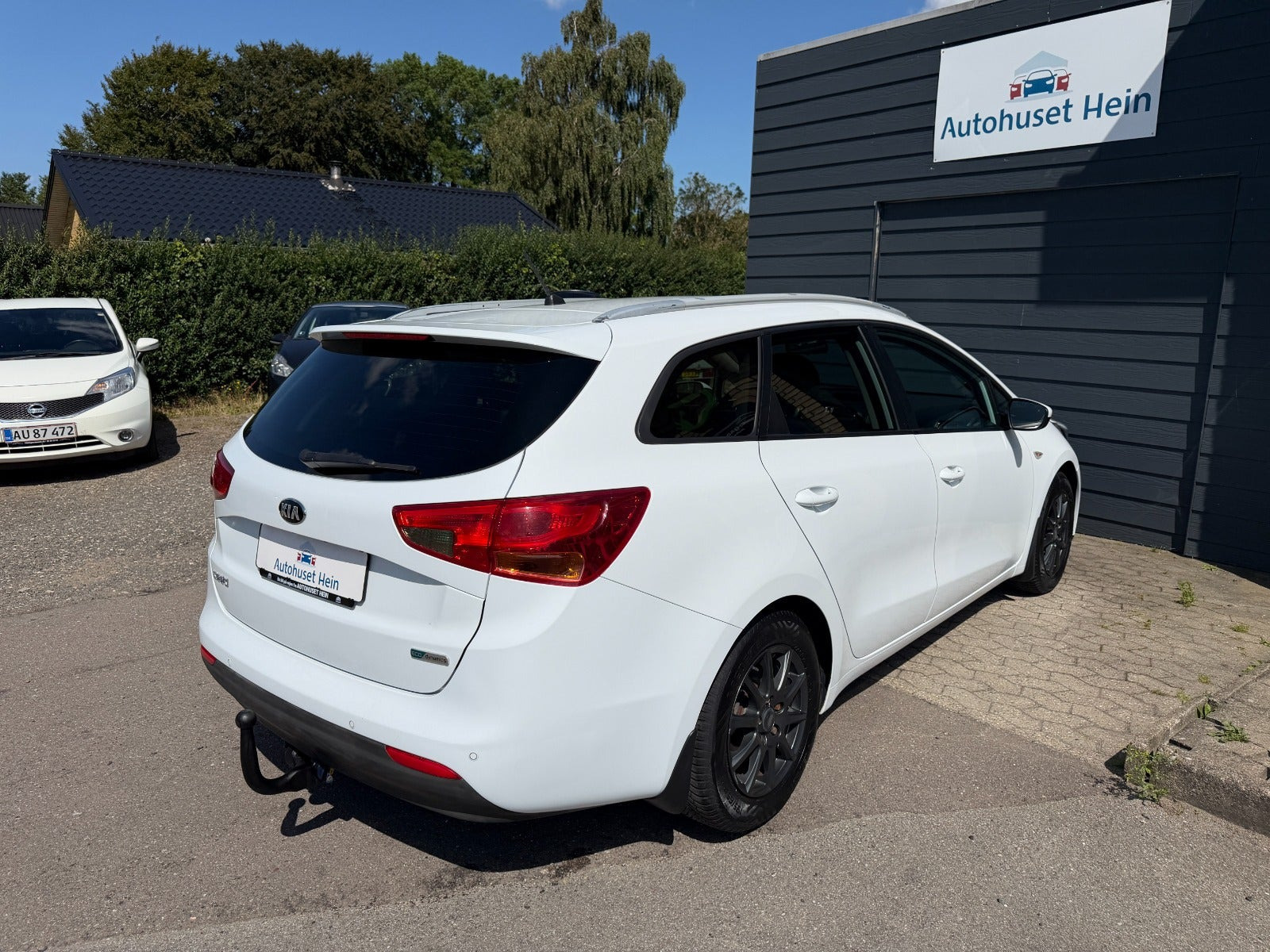 Hvid Kia Ceed fra 2015