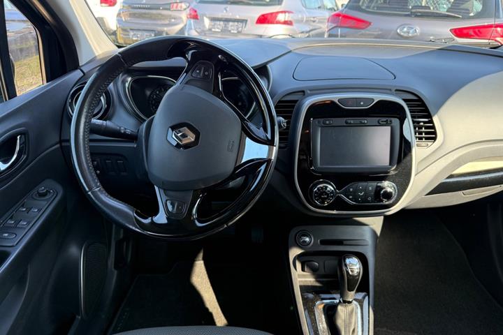 Sort Renault Captur fra 2014