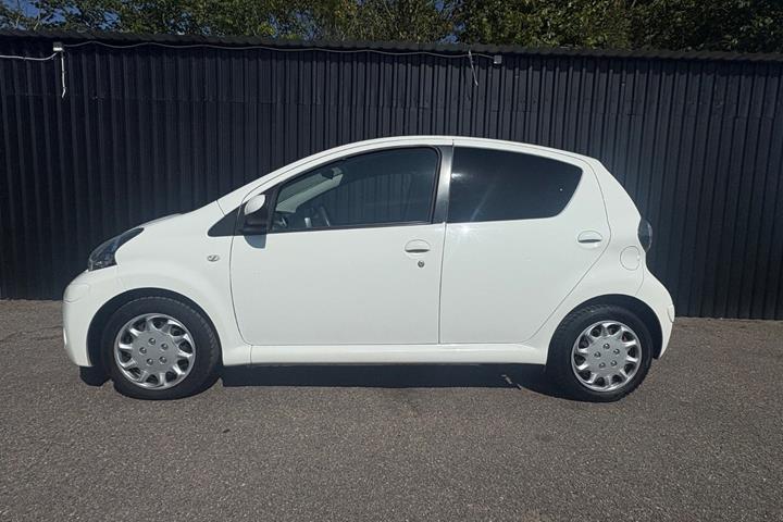 undefined Toyota Aygo fra 2012