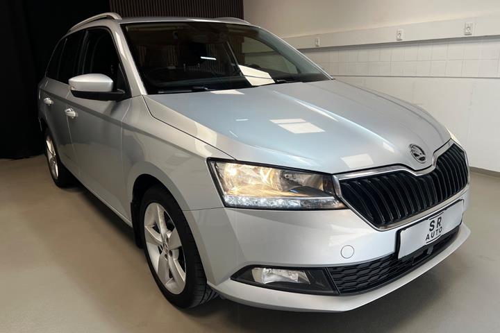 Sølv Skoda Fabia fra 2020