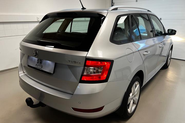 Sølv Skoda Fabia fra 2020