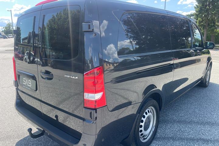 Sort Mercedes Vito 119 fra 2021