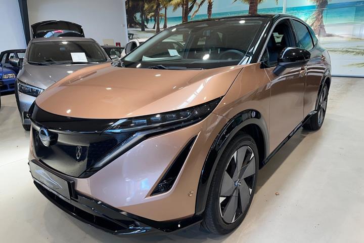 Bronze Nissan Ariya fra 2024