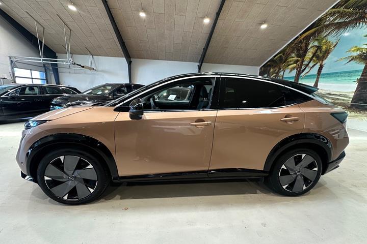 Bronze Nissan Ariya fra 2024