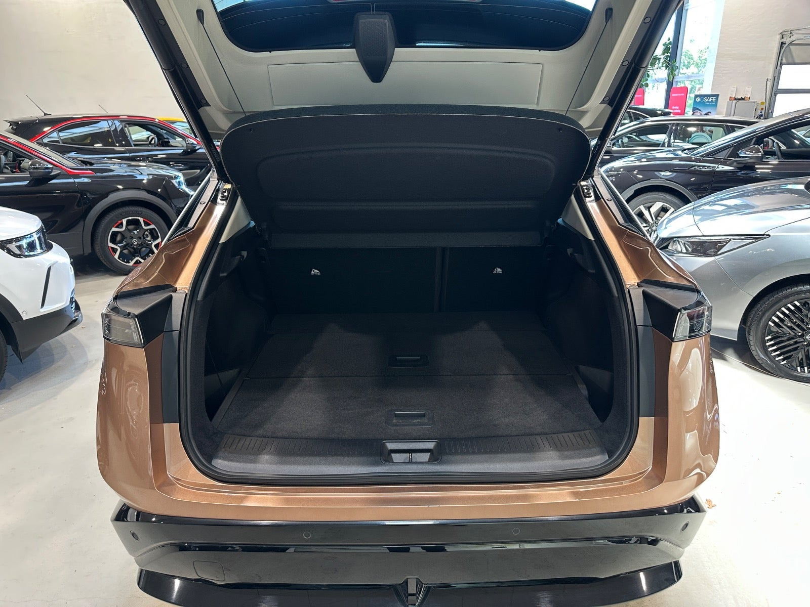 Bronze Nissan Ariya fra 2024