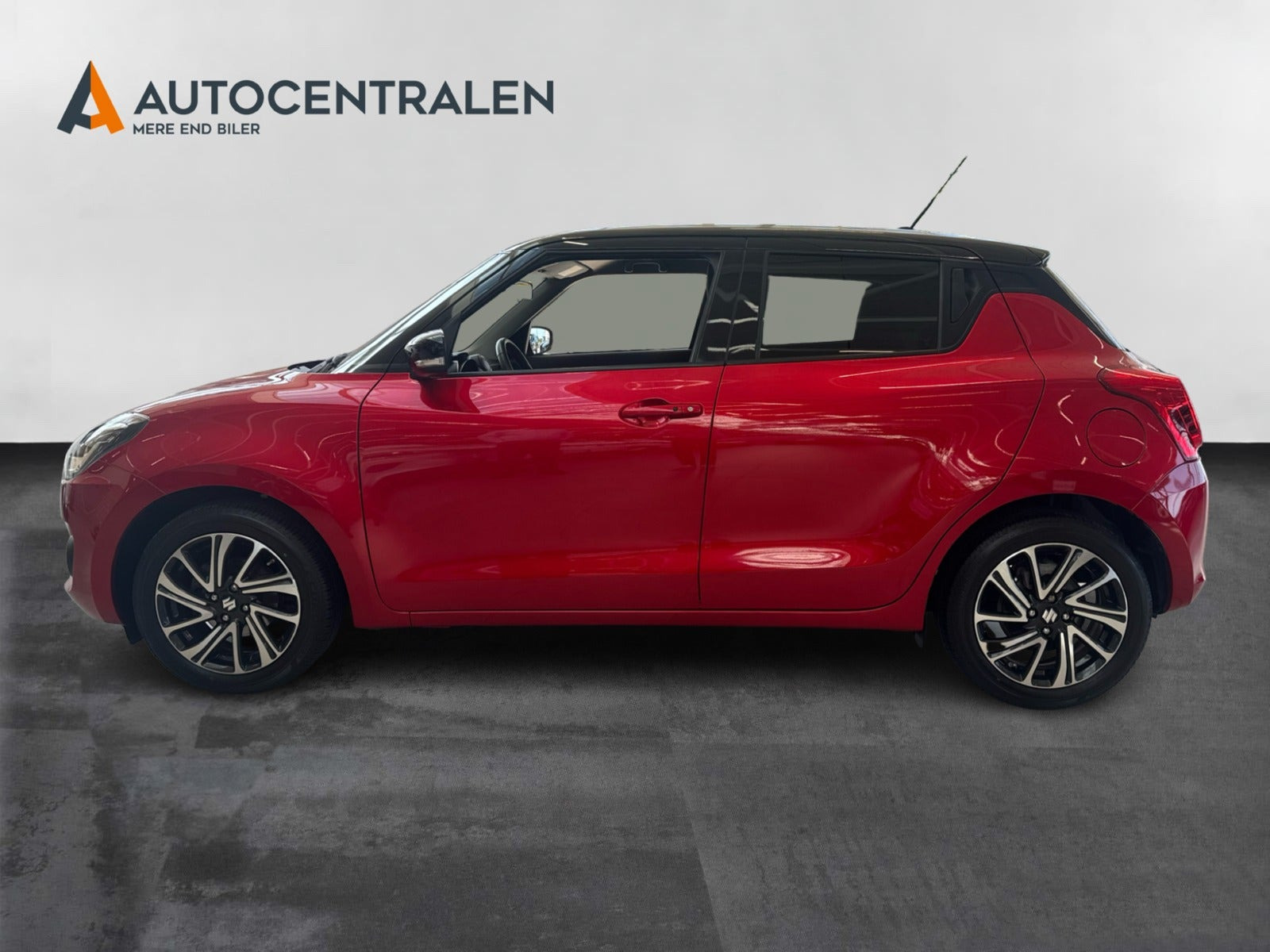 Rød Suzuki Swift fra 2020