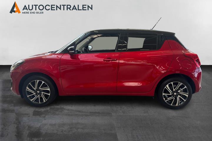 Rød Suzuki Swift fra 2020