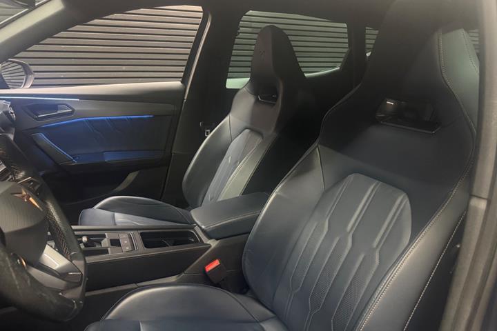 Blå Cupra Formentor fra 2023