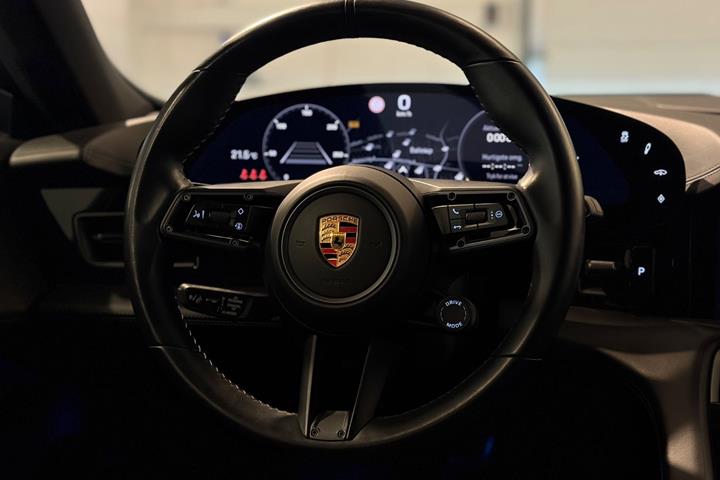 Grå Porsche Taycan 4S fra 2020