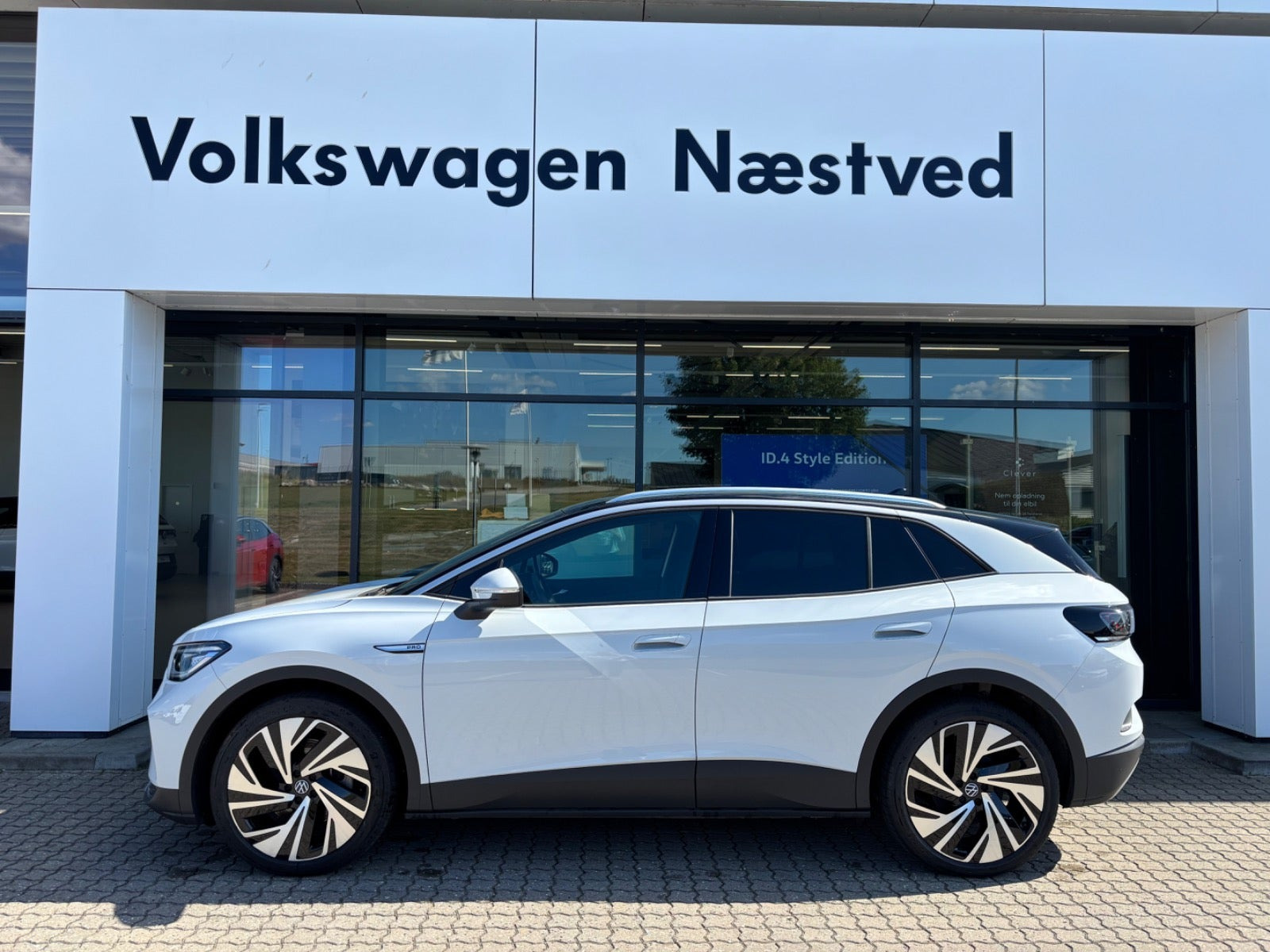 Hvid VW ID.4 fra 2024