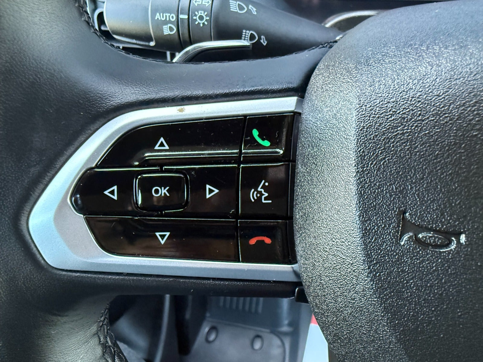 Hvid Opel Movano-e 35H fra 2025
