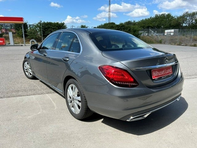 Grå Mercedes C220 d fra 2019