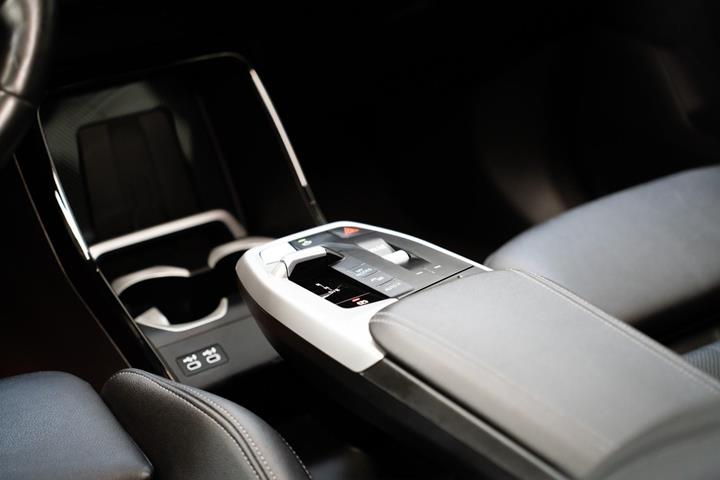undefined BMW iX1 fra 2023