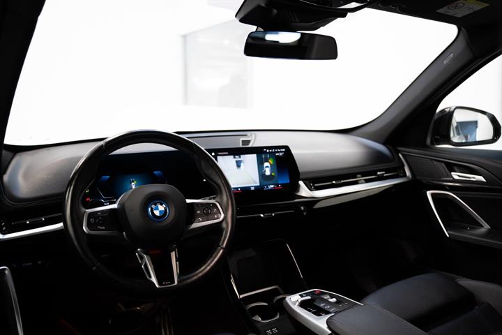 undefined BMW iX1 fra 2023