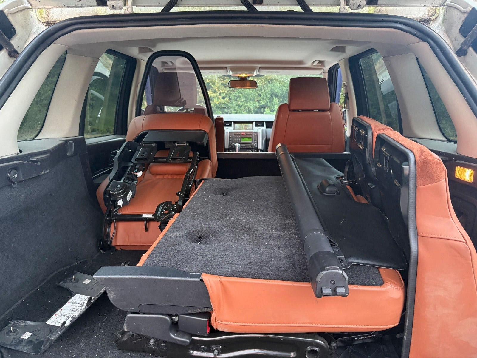 Hvid Land Rover Range Rover sport fra 2008