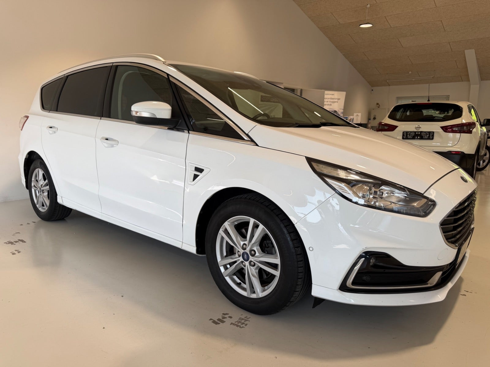 Ford S-MAX 2,0 EcoBlue Titanium aut. Van