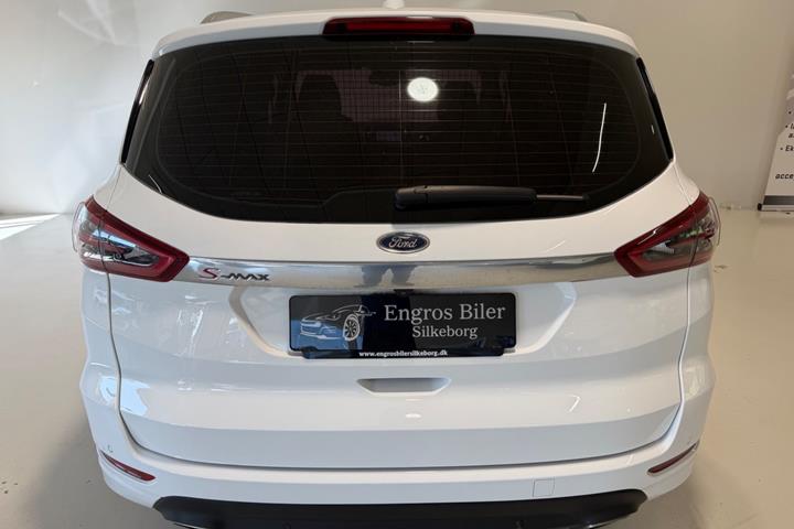Hvid Ford S-MAX fra 2021