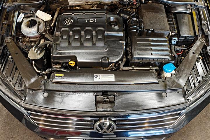 undefined VW Passat fra 2016