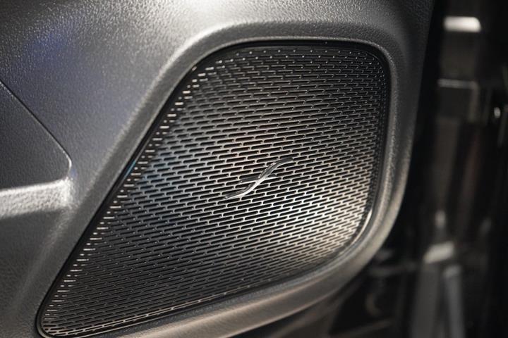 Sort Mercedes EQA250 fra 2023