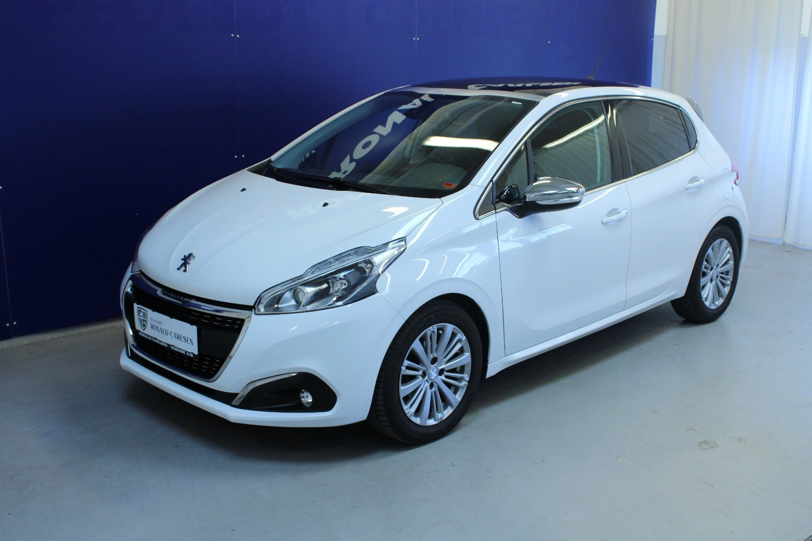 Hvid Peugeot 208 fra 2019