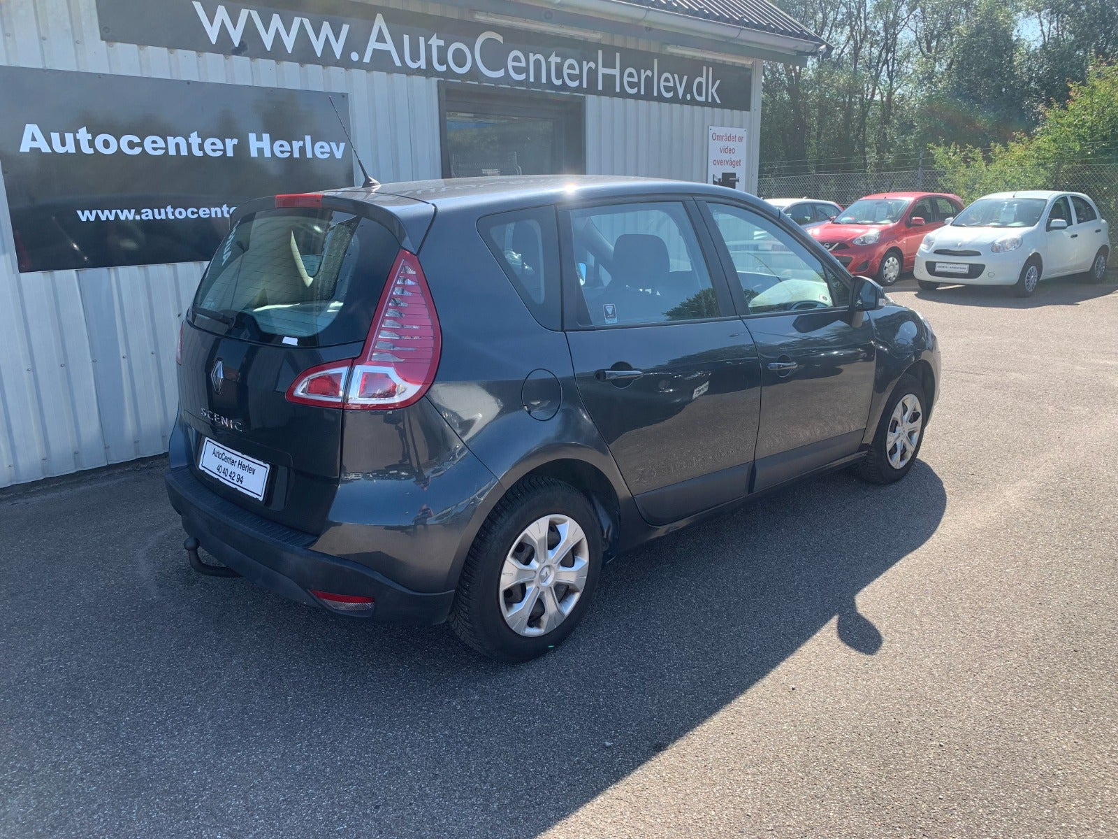 Grå Renault Scenic III fra 2010