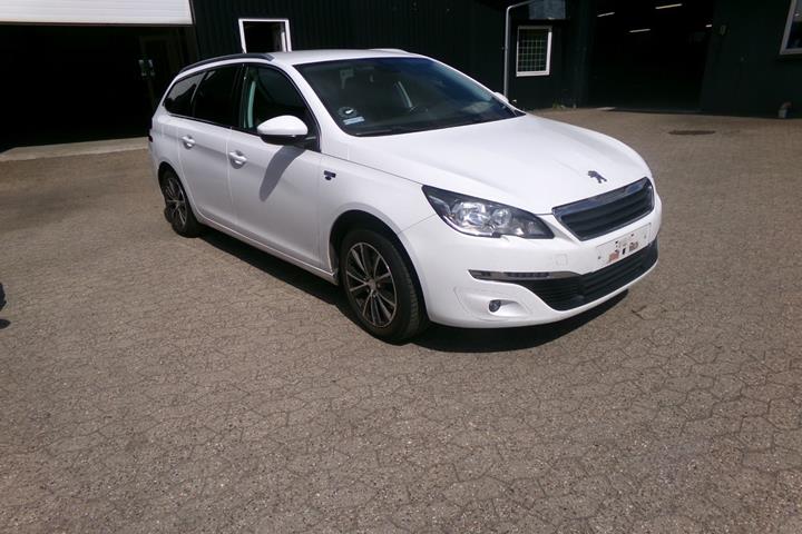 Hvid Peugeot 308 fra 2015