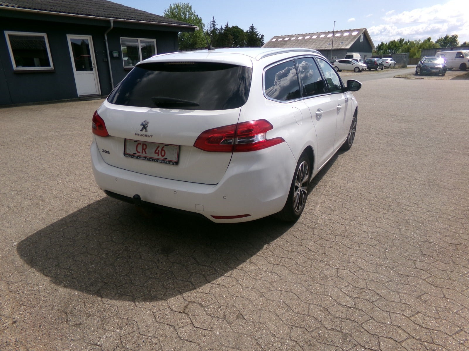 Hvid Peugeot 308 fra 2015