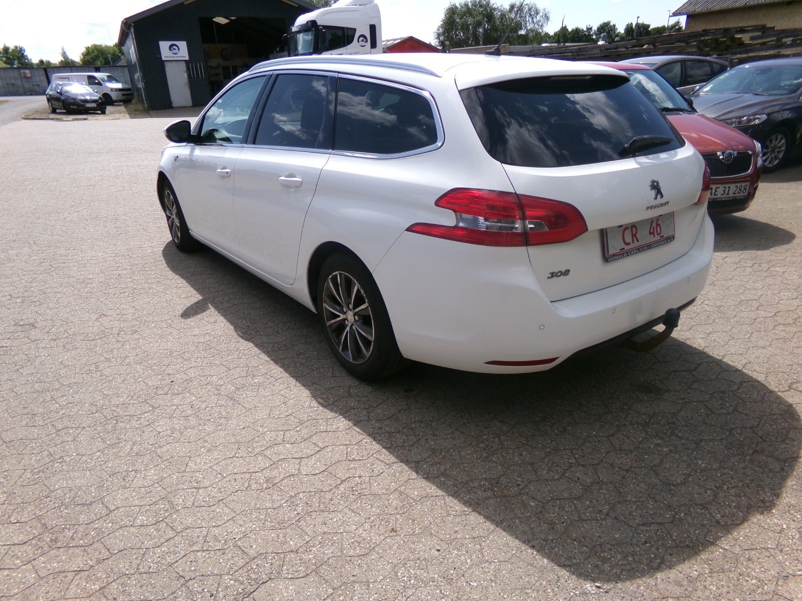 Hvid Peugeot 308 fra 2015