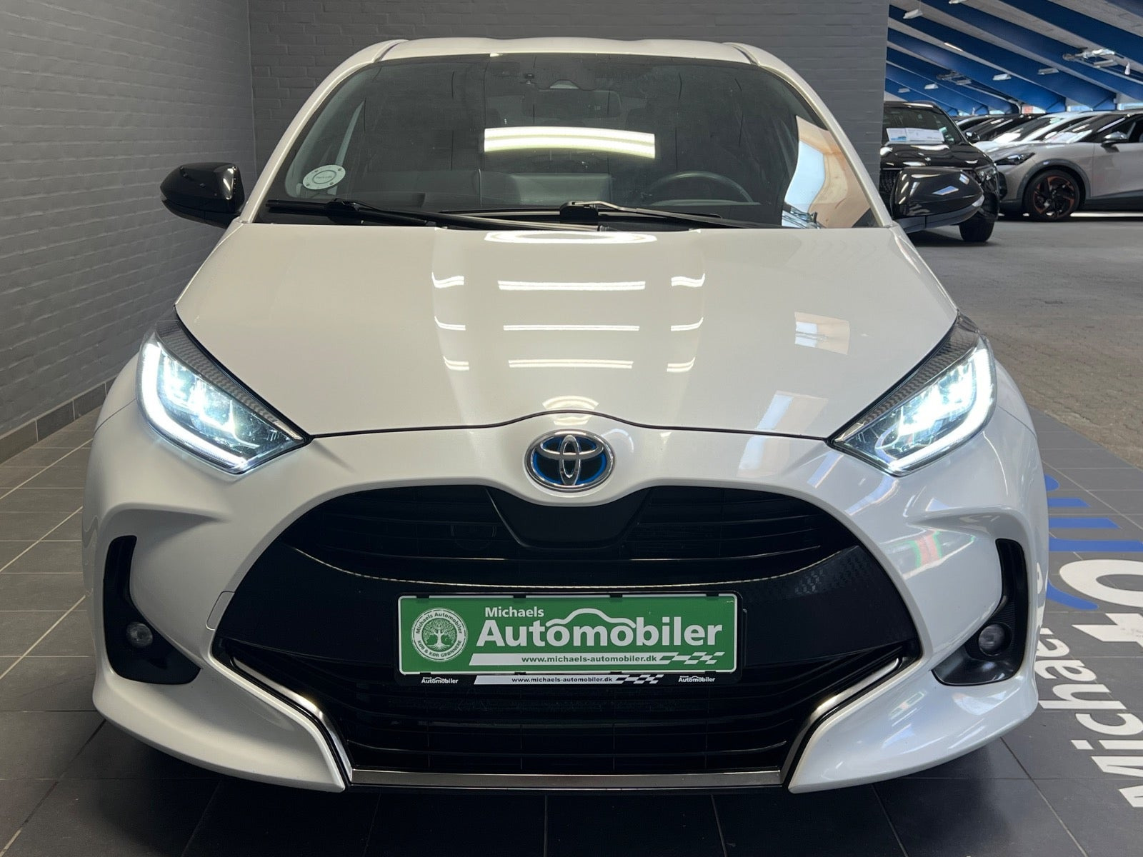 Hvid Toyota Yaris fra 2020