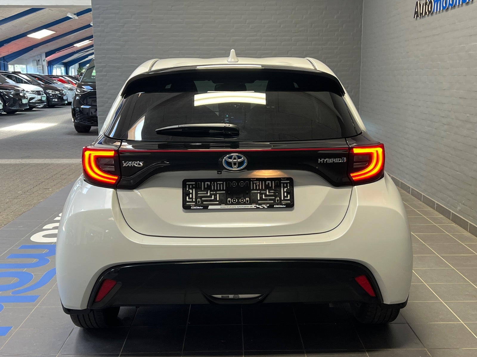 Hvid Toyota Yaris fra 2020
