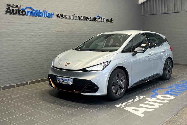 Sølv Cupra Born fra 2022