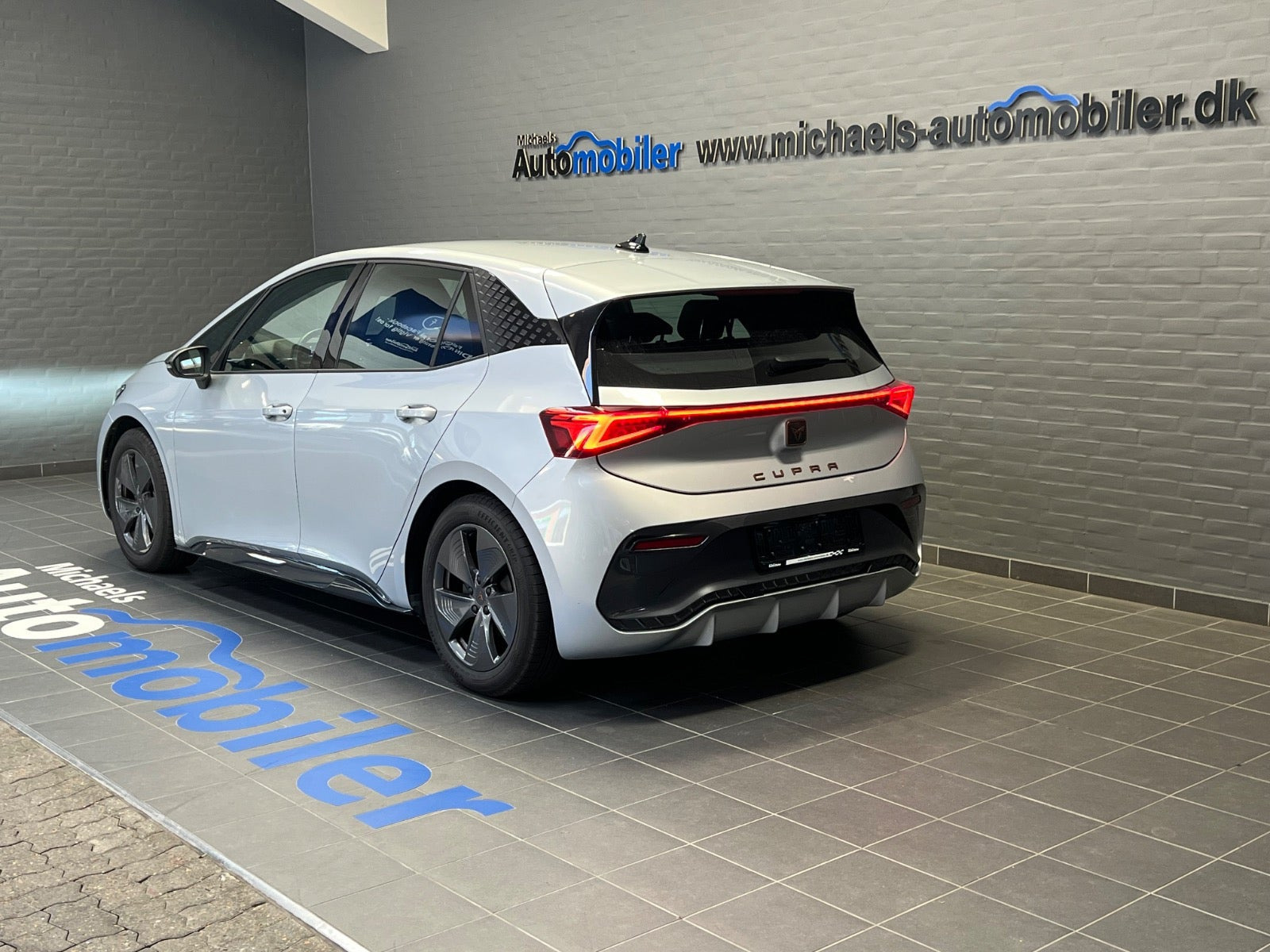 Sølv Cupra Born fra 2022