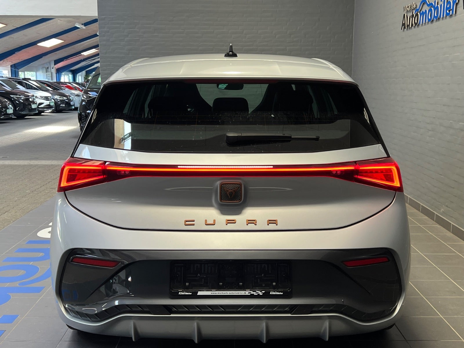 Sølv Cupra Born fra 2022