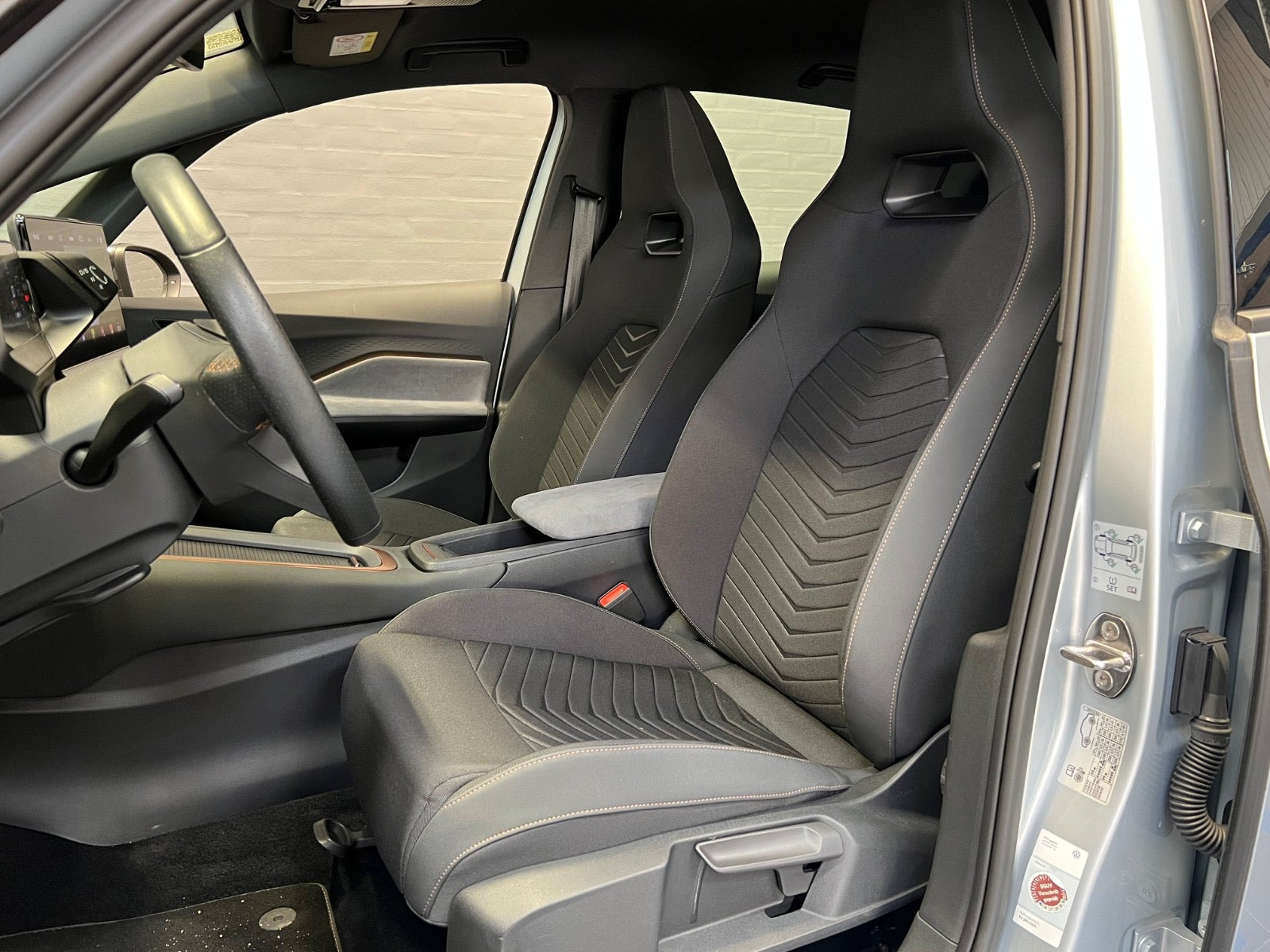Sølv Cupra Born fra 2022