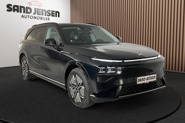 Sort Xpeng G9 fra 2023