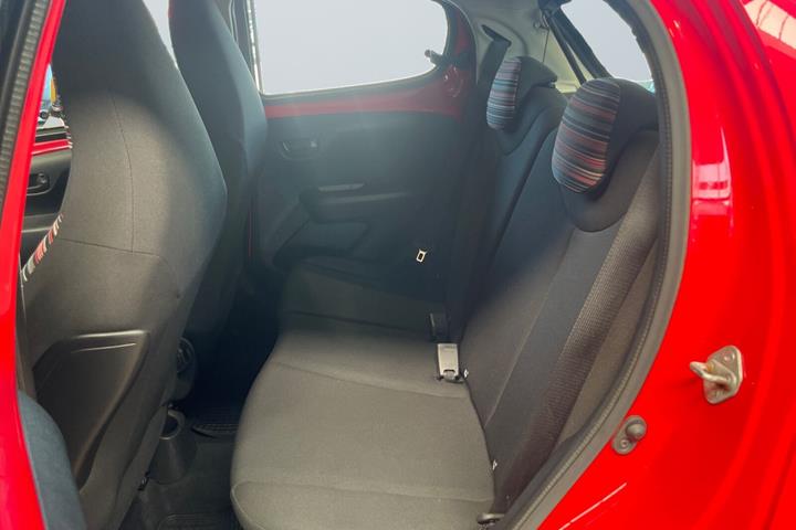 Rød Citroën C1 fra 2019
