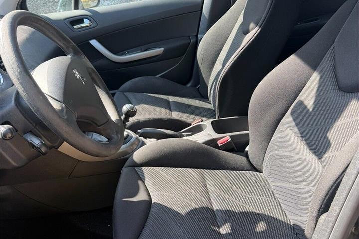 undefined Peugeot 308 fra 2011