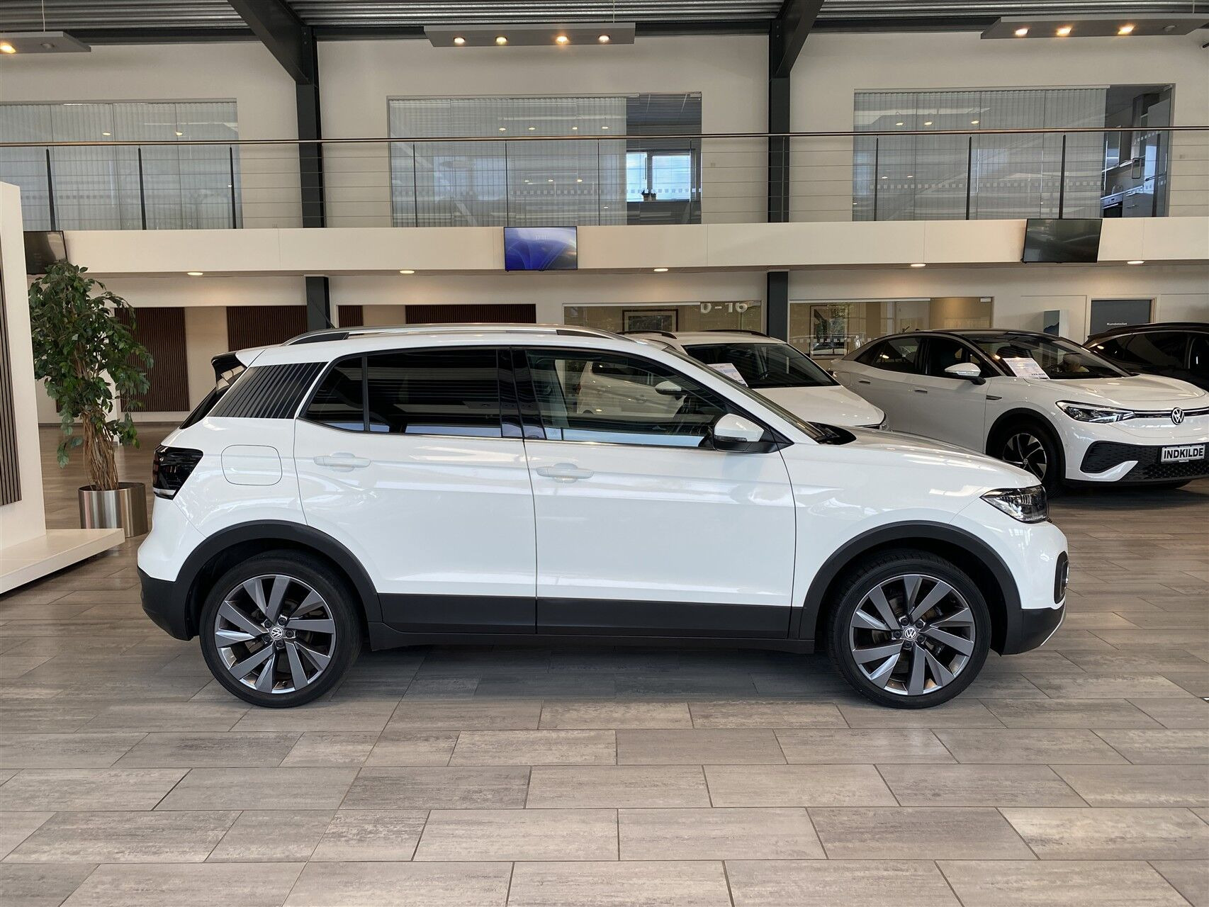 Hvid VW T-Cross fra 2019