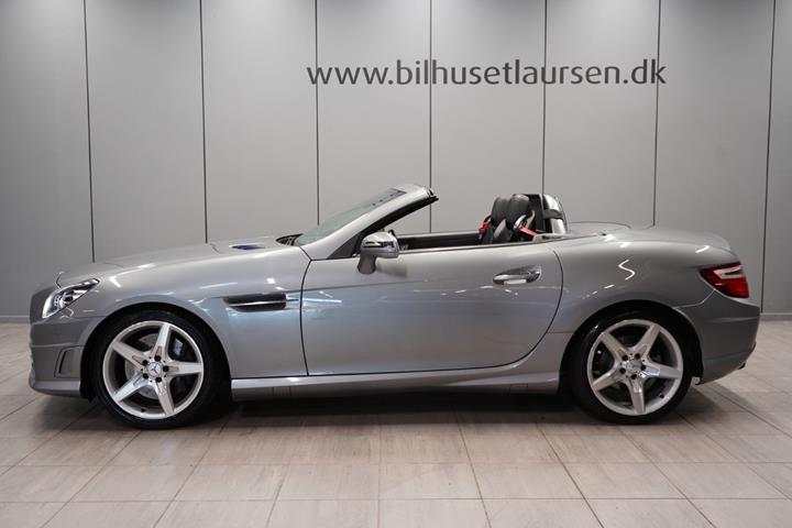 Grå Mercedes SLK250 fra 2011