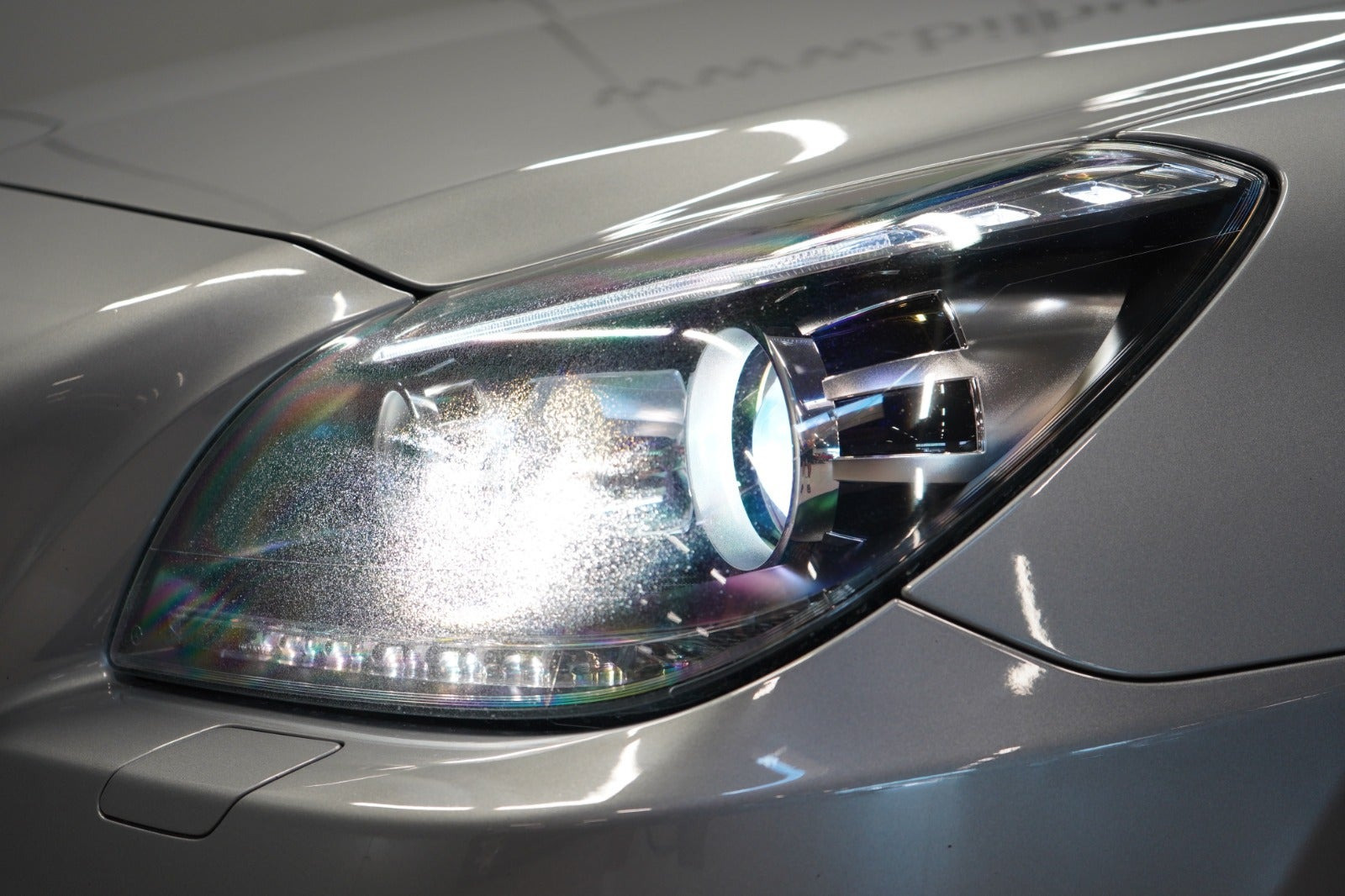 Grå Mercedes SLK250 fra 2011