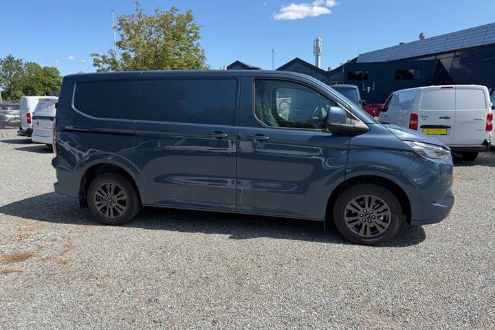 Blå Ford E-Transit Custom 320 L1 fra 2026