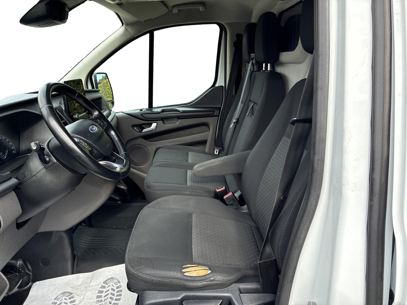 Hvid Ford Transit Custom 300 L2 fra 2021