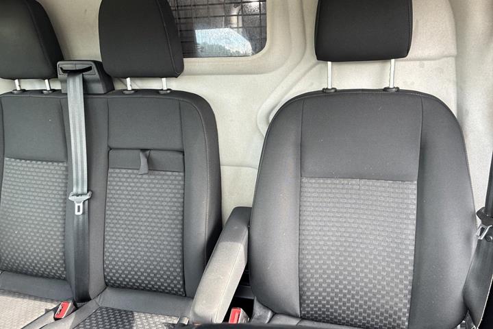 Hvid Ford Transit Custom 300 L2 fra 2021