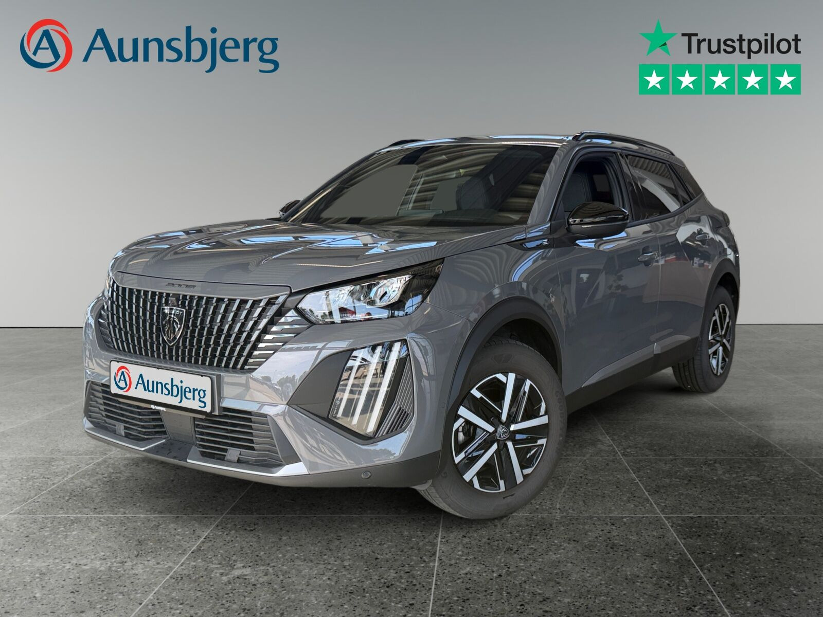 Grå Peugeot e-2008 fra 2025