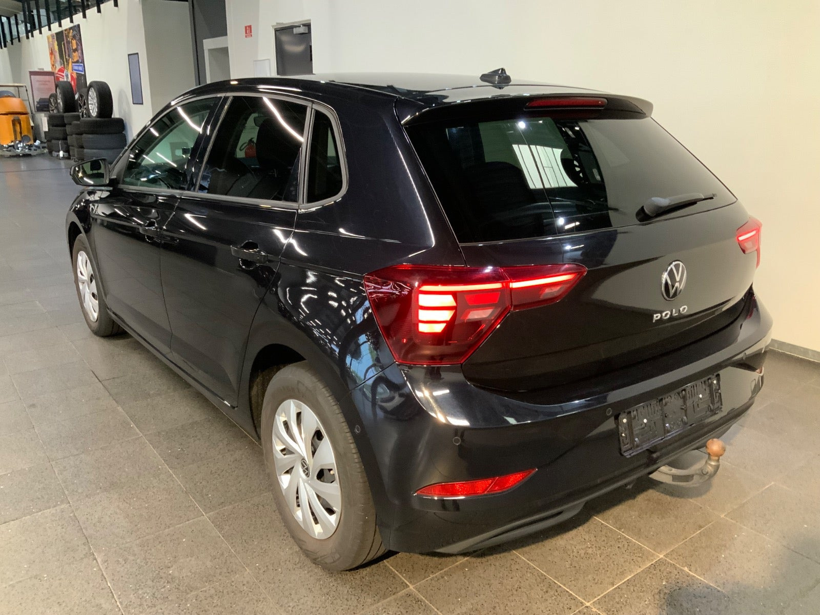 Sort VW Polo fra 2022