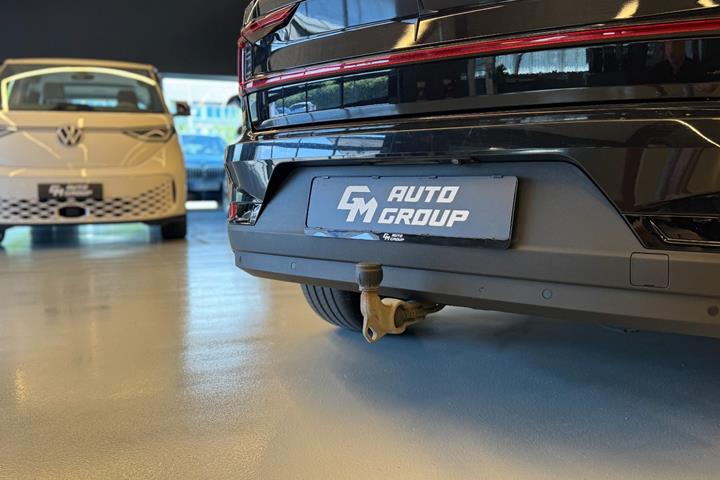 Sort Polestar 2 fra 2023