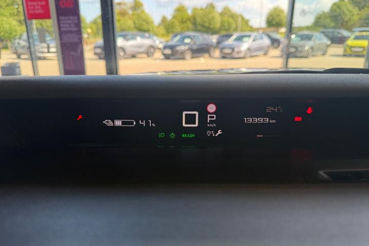 Grå Citroën e-C3 Aircross fra 2025