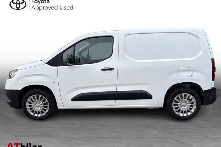Hvid Toyota ProAce City fra 2022