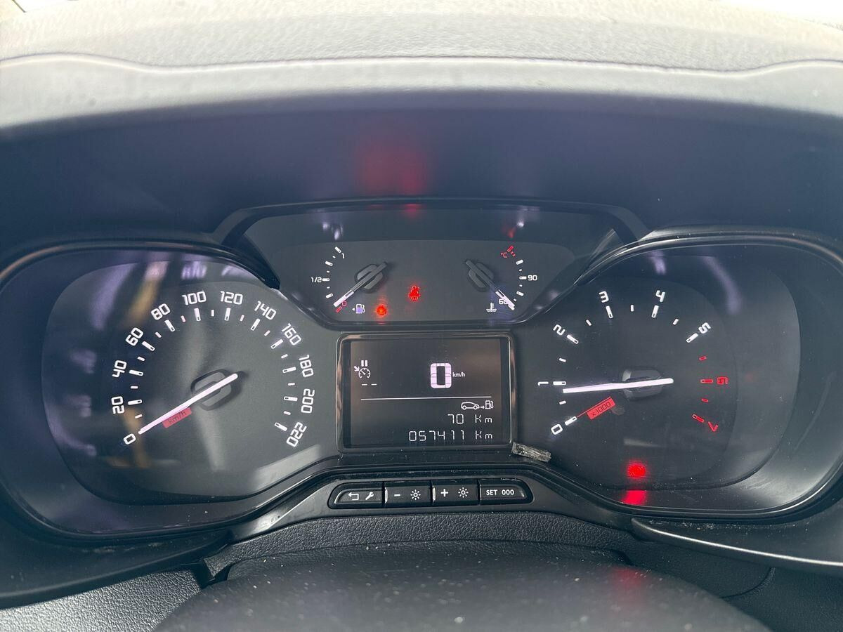 Hvid Toyota ProAce City fra 2022