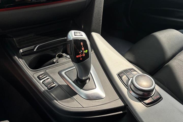 undefined BMW 320d fra 2019